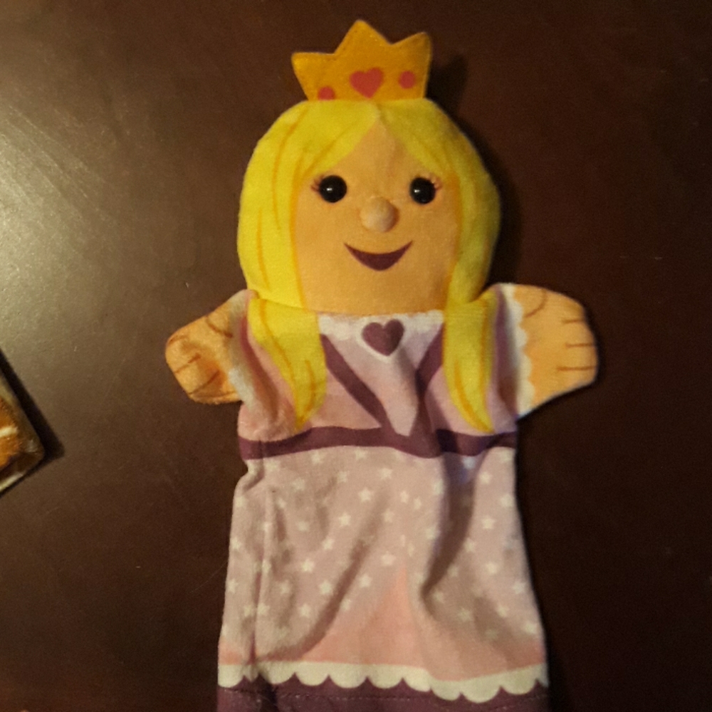 Puppets - Picture 2 of 3